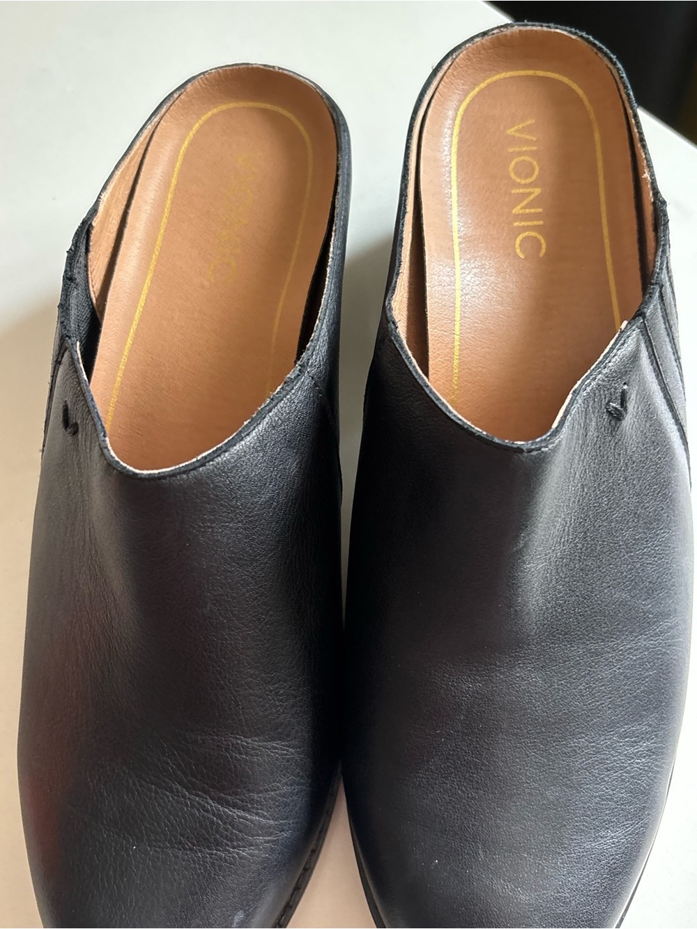 Vionic Joy Nellie Mules
